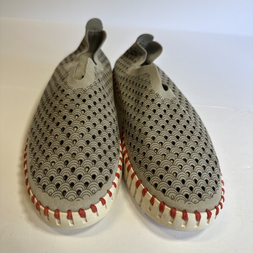 Ilse Jacobsen Women's Tulip Flat Shoe Hornbak Size 40 (US 10)